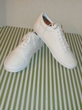 Vans Off the Wall Sneakers